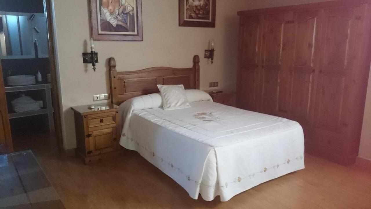 Casa Rural La Del Alba Seria Argamasilla De Alba Bagian luar foto