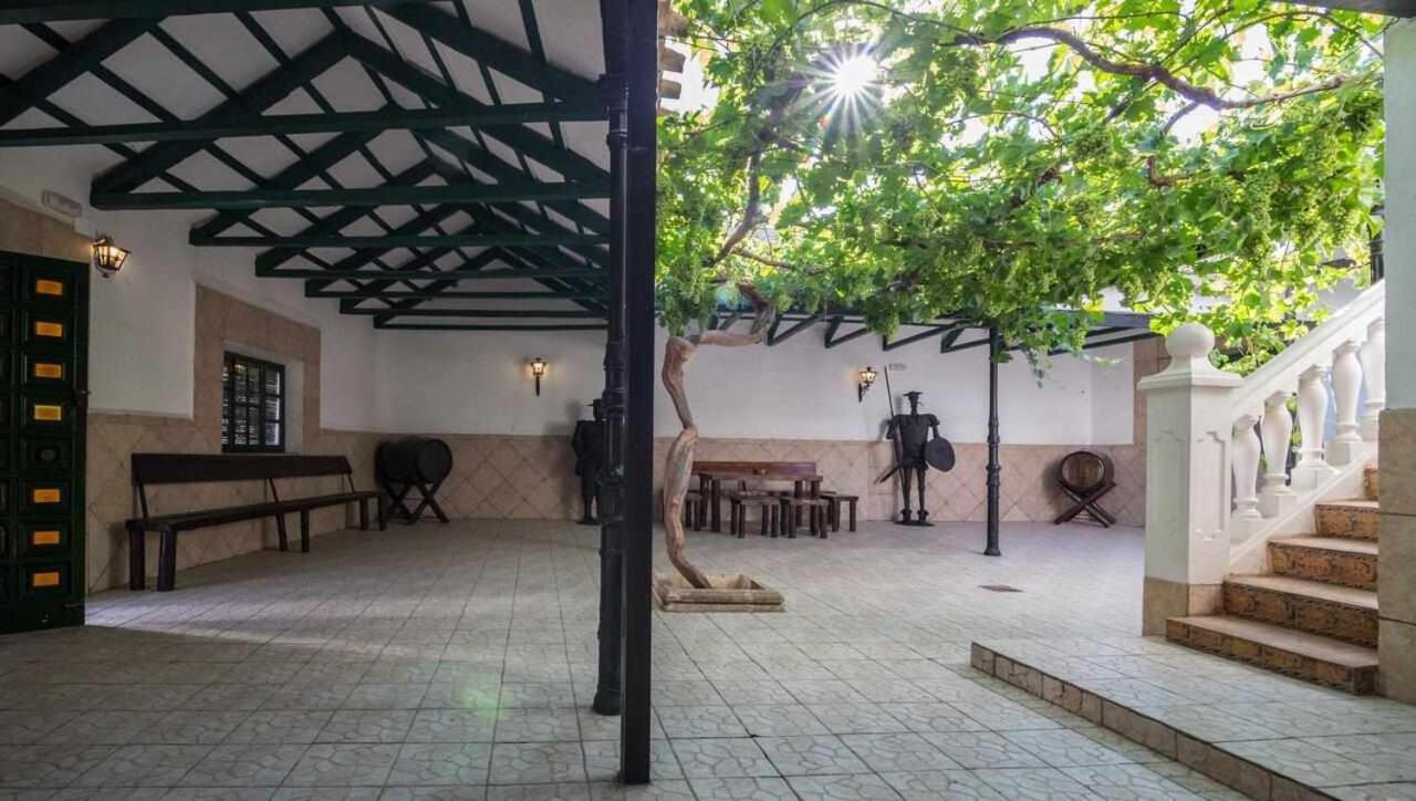 Casa Rural La Del Alba Seria Argamasilla De Alba Bagian luar foto