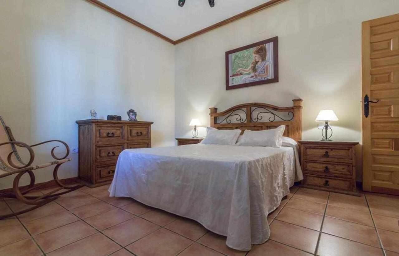 Casa Rural La Del Alba Seria Argamasilla De Alba Bagian luar foto