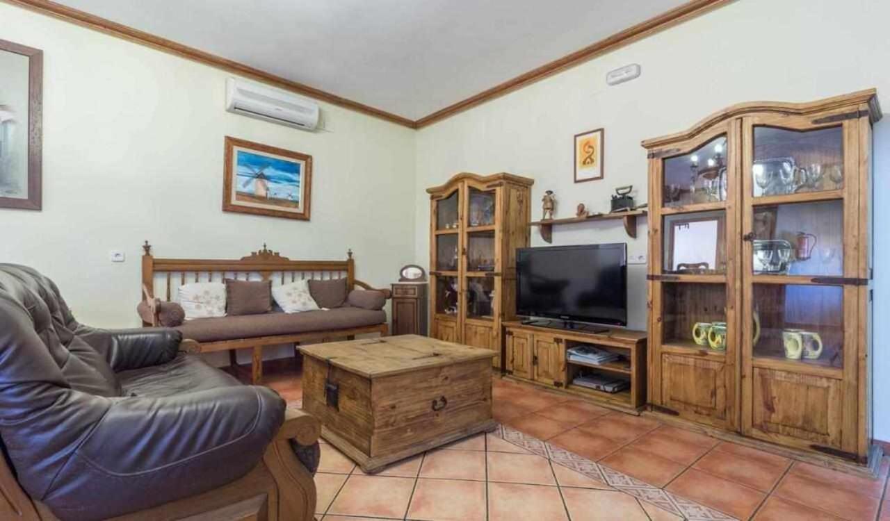 Casa Rural La Del Alba Seria Argamasilla De Alba Bagian luar foto