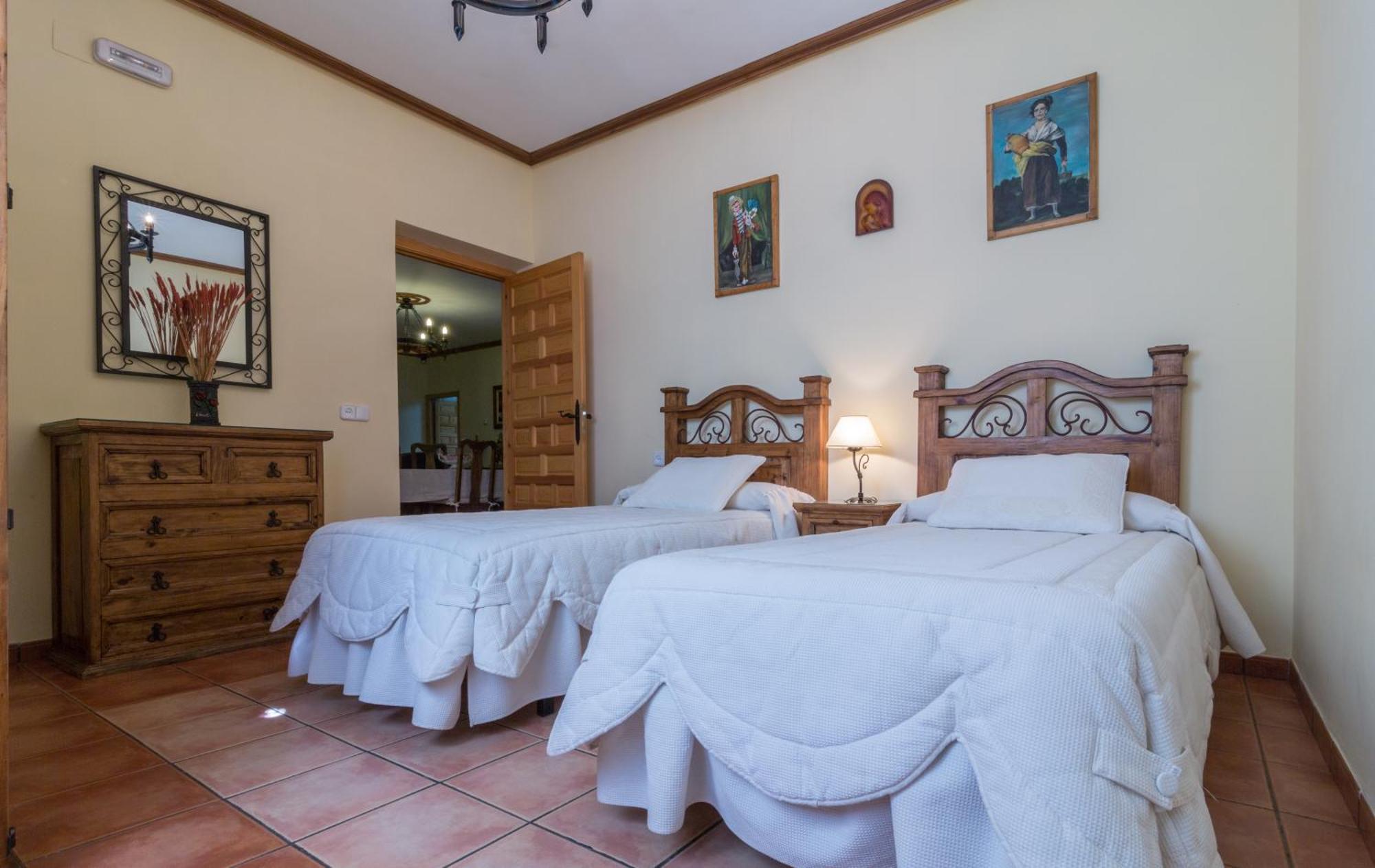 Casa Rural La Del Alba Seria Argamasilla De Alba Bagian luar foto
