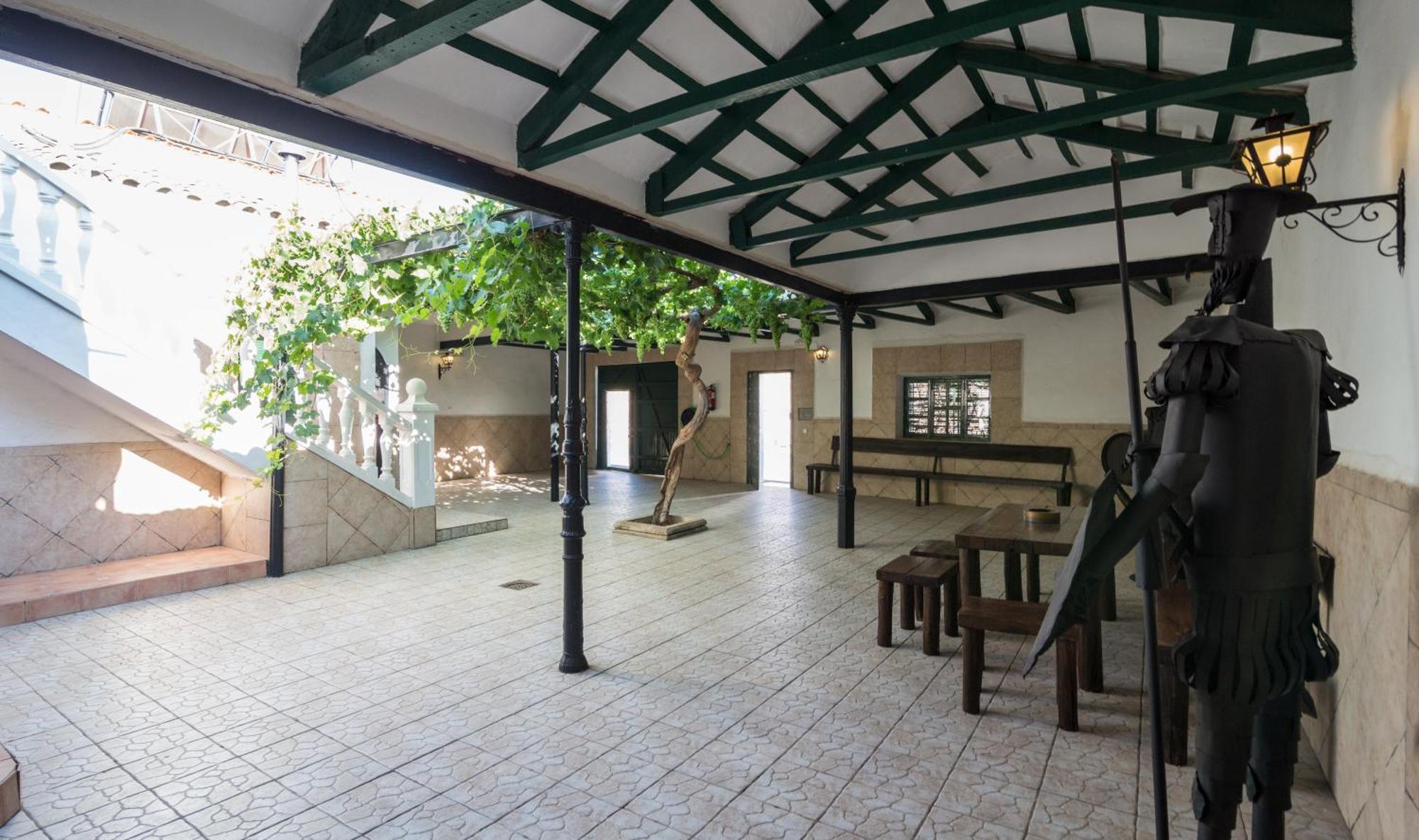 Casa Rural La Del Alba Seria Argamasilla De Alba Bagian luar foto